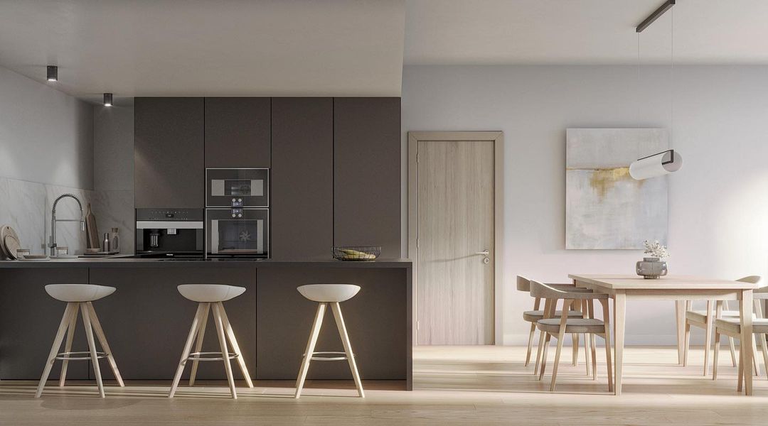 Amb la propietat es lliurarà una cuina totalment equipada amb un taulell de neolith d'alta qualitat, electrodomèstics com una placa d'inducció, una nevera i congelador, un forn, un extractor alt, un microones.