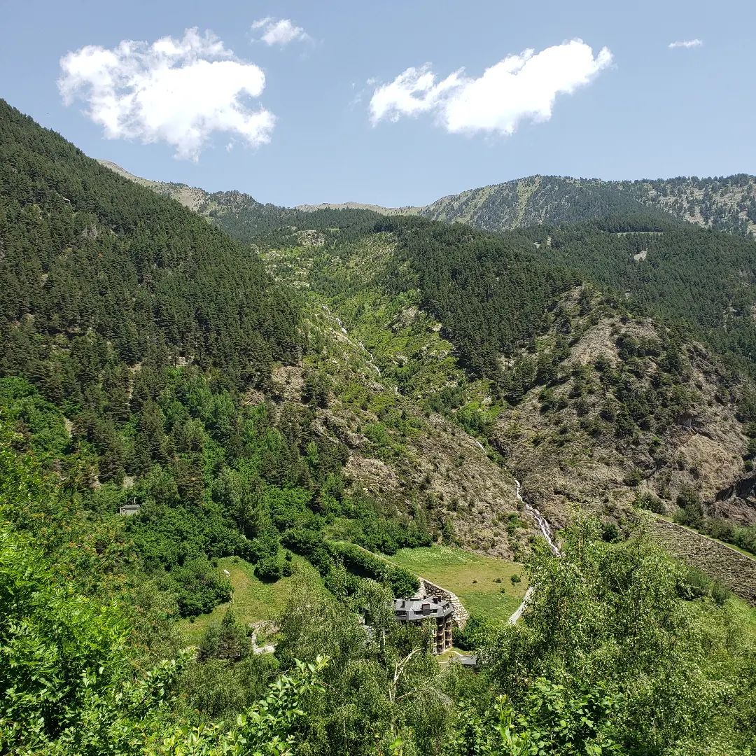 Quants anys de sou es necessiten a Andorra per pagar un habitatge?